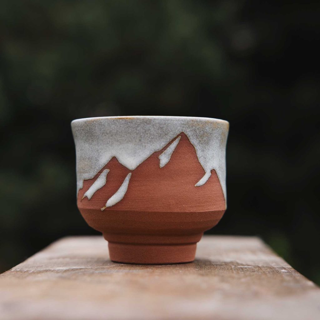 Tasse silhouette montagne